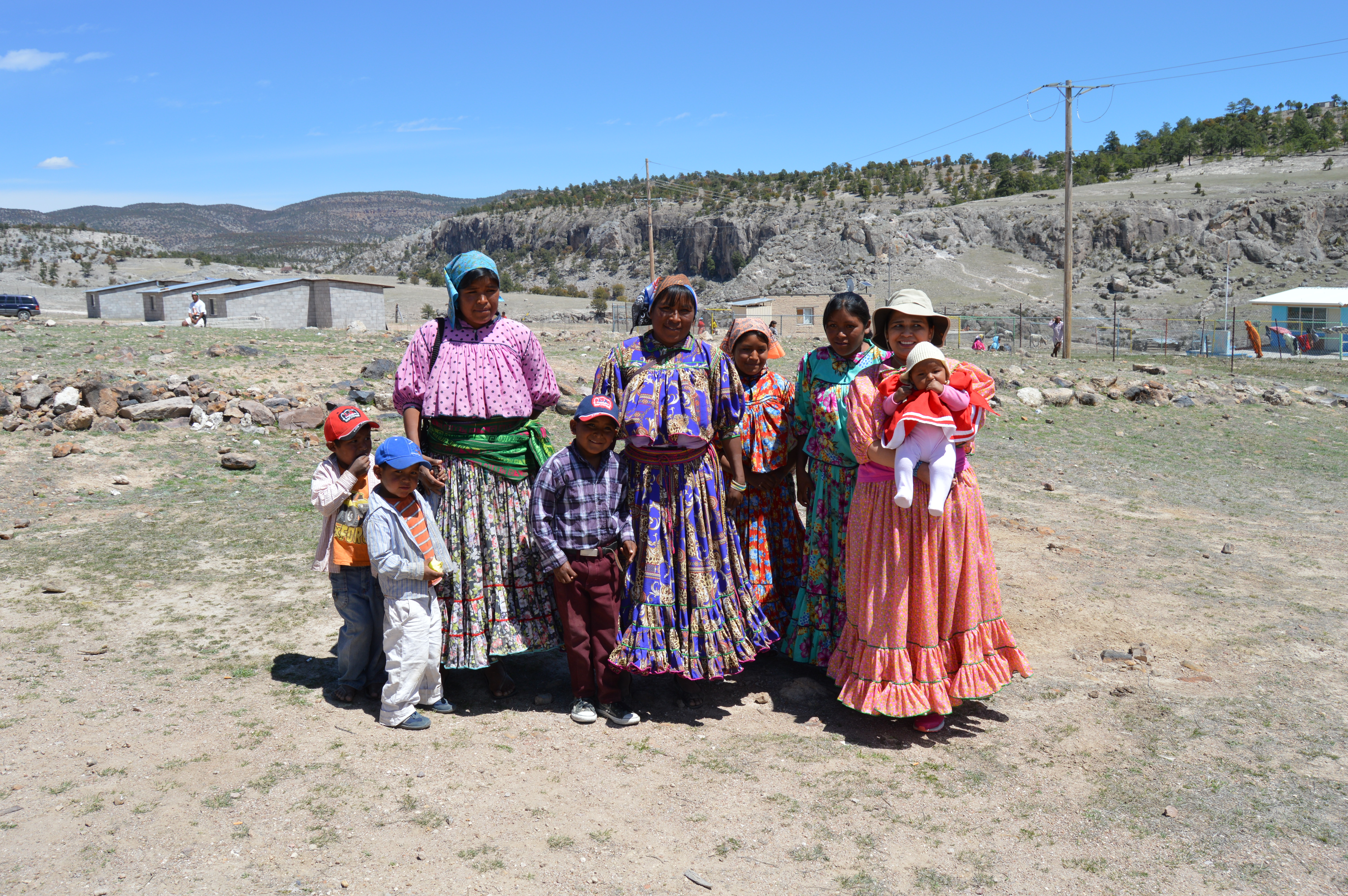 Mujeres Tarahumaras Sobre La Montana